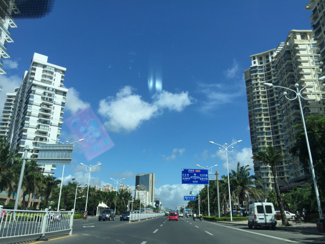 带上父母去看海完整视频,带你去三亚一起看海享受亲子时光