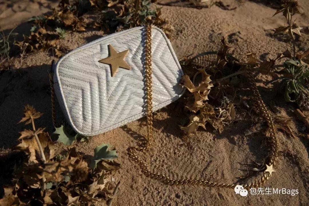 推荐几款适合学生党的挎包,推荐几款复古的小挎包