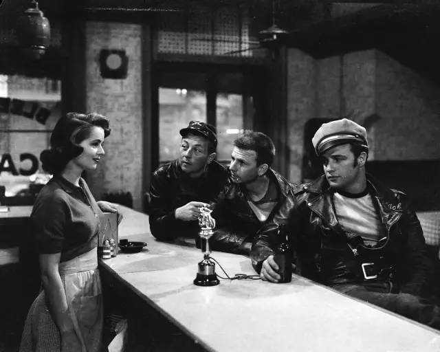 了不起的麦瑟尔夫人哪里能看,了不起的麦瑟尔夫人复古风