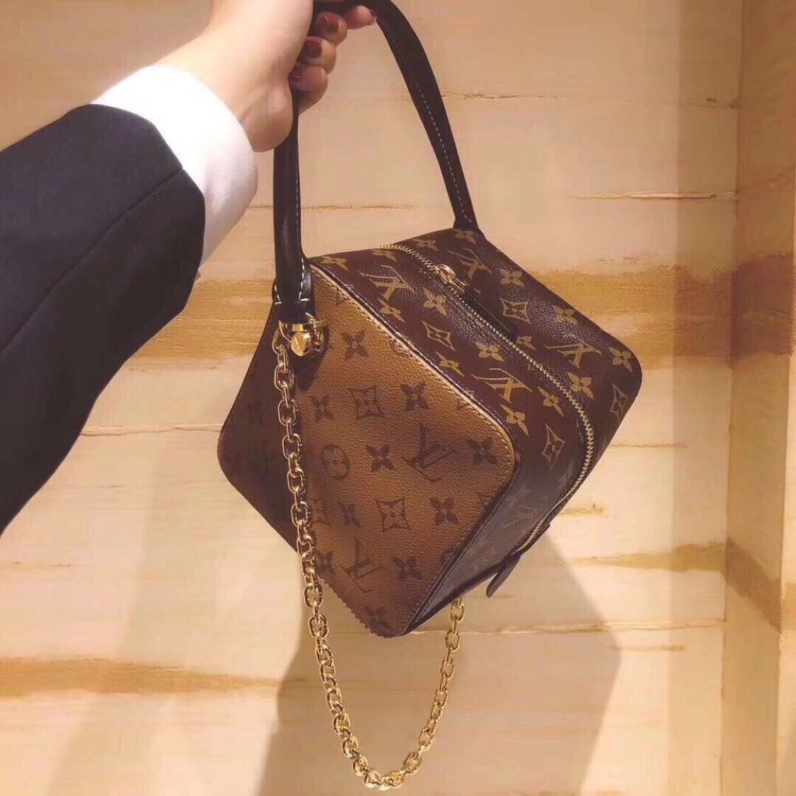 设计师你是去开了光吗？18年的“驴”牌竟然变成这样了？！