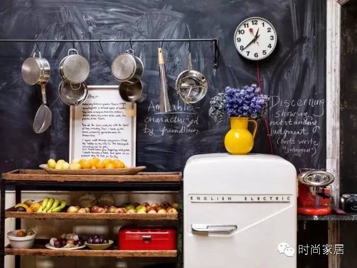 简单墙面装修最省钱的方法,一整面墙如何做出高级感