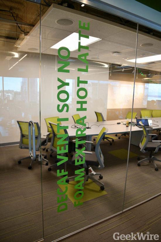 海滨景观，绿色环境，桌式足球机，带你探秘团购鼻祖Groupon全新的西雅图谷办公室