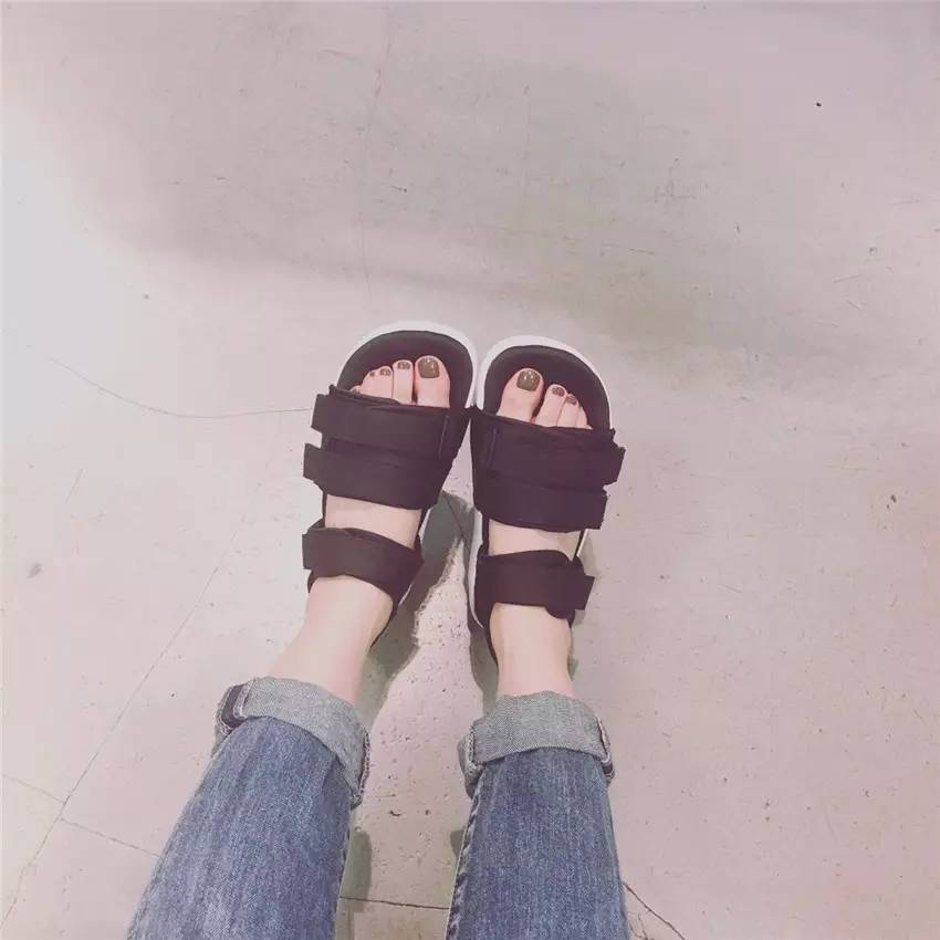 夏季女凉鞋推荐潮牌,潮女凉鞋