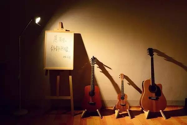 故事|2000元游遍全国后，肉与远方对他有了新的意义