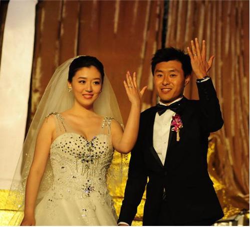 国足年薪一览表平均,国足工资最高的是谁