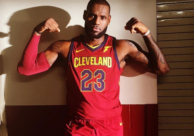 nba各球队球衣赞助商logo,带广告商的nba球衣