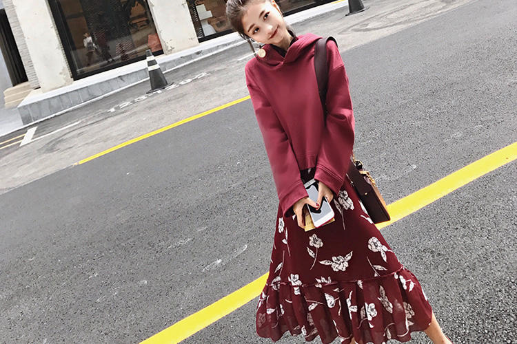 清新荷叶边，连衣裙也诗情画意