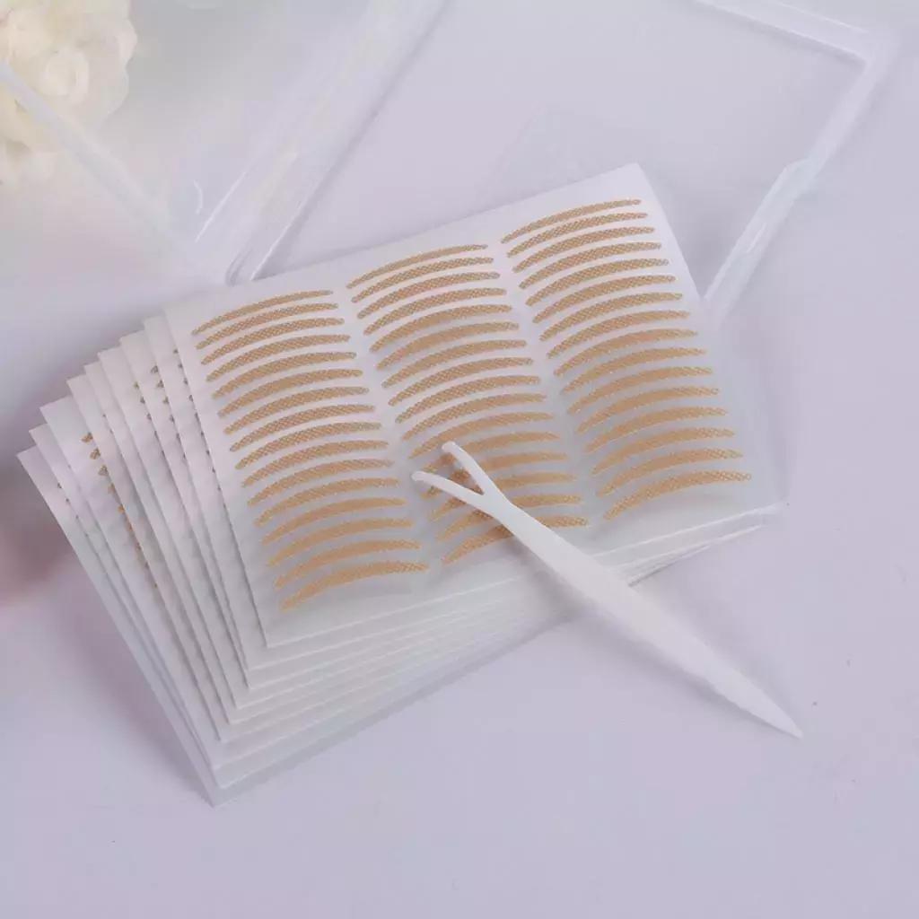 我们让4个直男猜化妆品，女生们哭晕在厕所！哈哈哈哈...