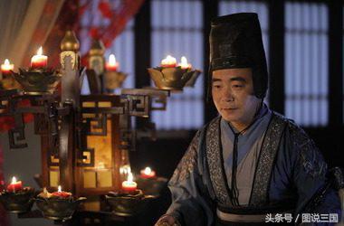 清朝太监靴子里面藏什么,清朝太监靴子里藏什么