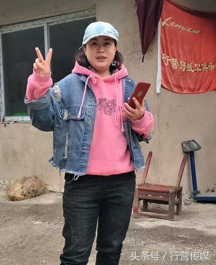 创意的发型,创新的钓鱼比赛,X11战队掐鱼赢得满“塘”彩!