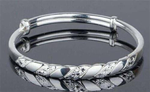 对身体有益的珠宝首饰,对人体健康有好处的珠宝饰品