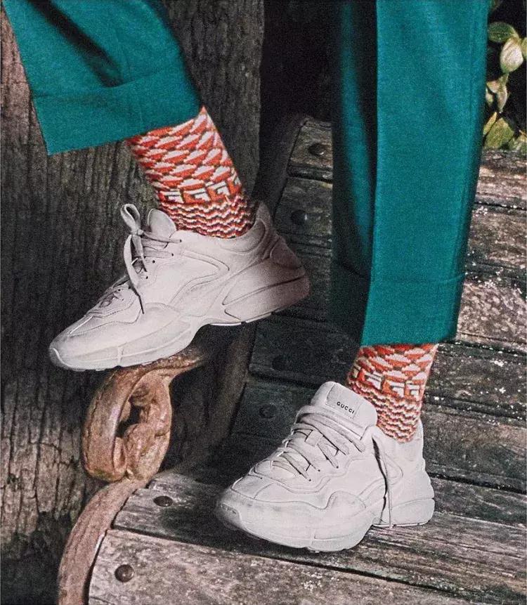 小白鞋开启3.0时代