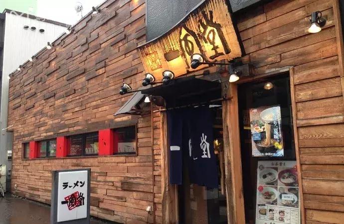 优衣库第一家日本店在哪,优衣库拉面系列