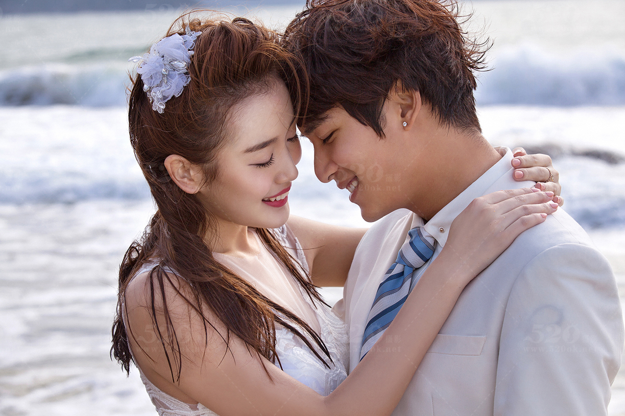 深圳创意婚纱摄影,牙齿有点歪怎么拍婚纱照