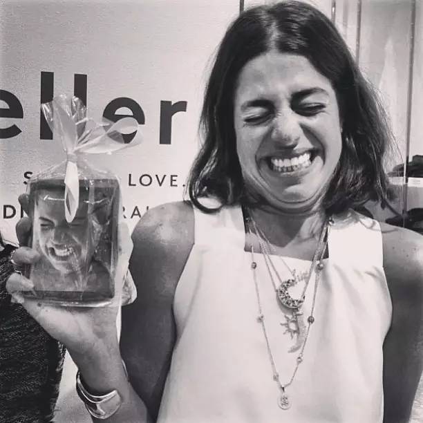 看人生赢家LeandraMedine如何玩转配饰！