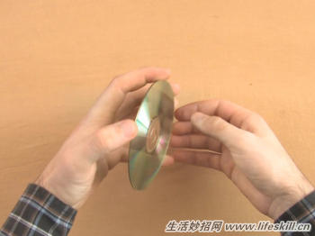 怎样修复光盘划痕,怎么修复划伤的光碟