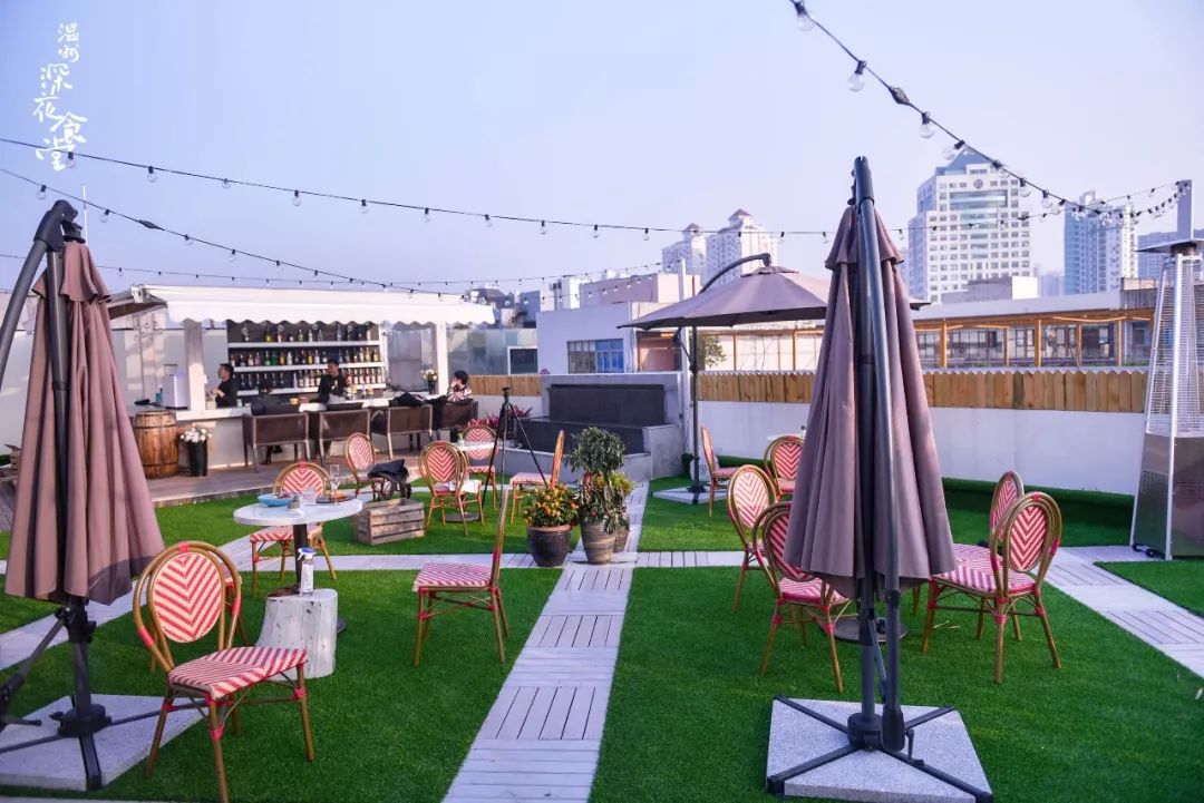 任性！温州海归美女辞职爆改破厂房，建露天解忧咖啡馆！