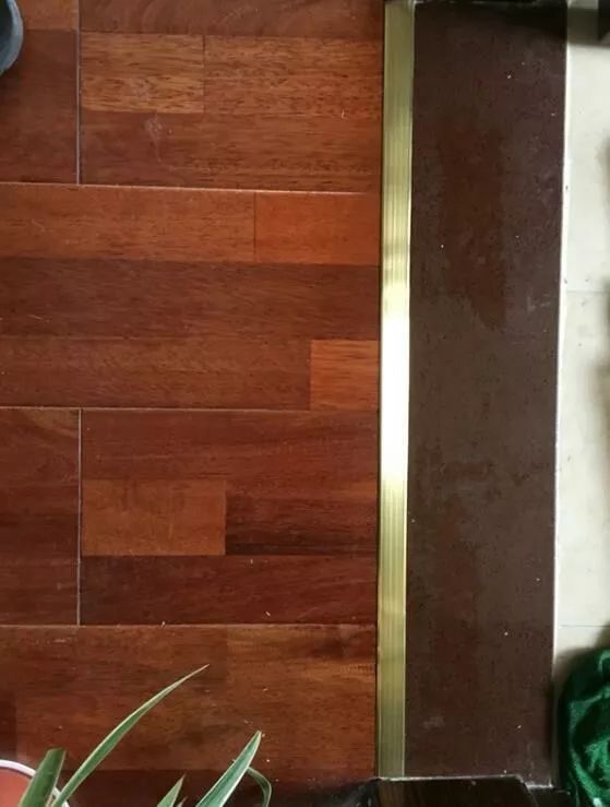 木地板和瓷砖怎么衔接最美观,木地板与客厅地砖如何衔接