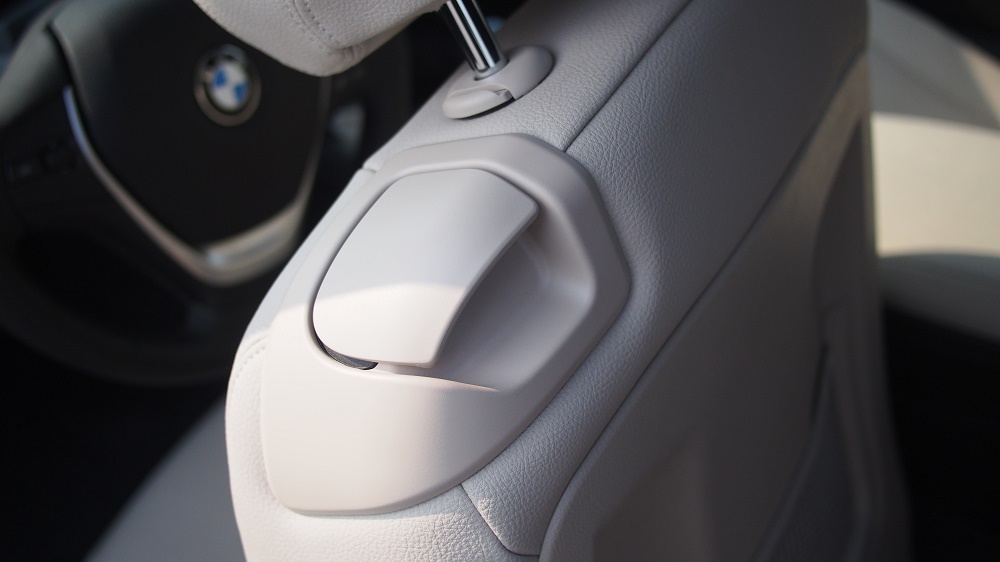 宝马218敞篷三缸发动机怎么样,宝马218i试驾体验