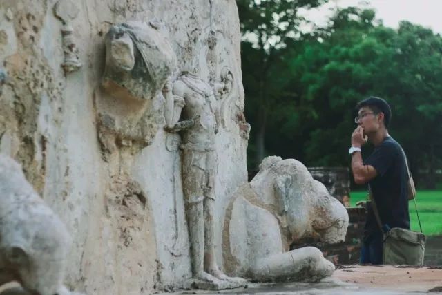 君行体验官专栏丨他在佛之国度，邂逅了一场浪漫