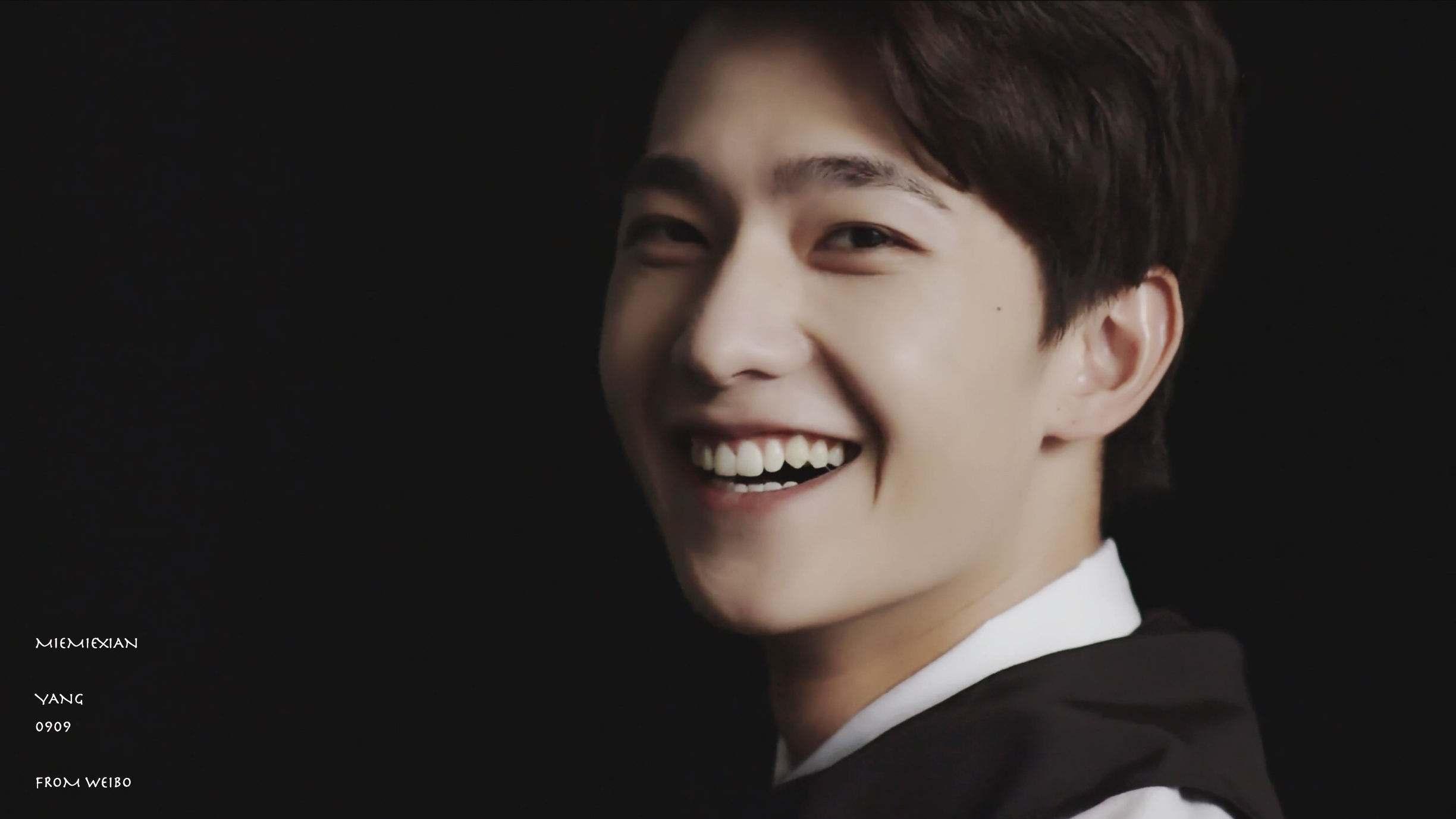 赞美杨洋的文字简短,夸杨洋的唯美文字