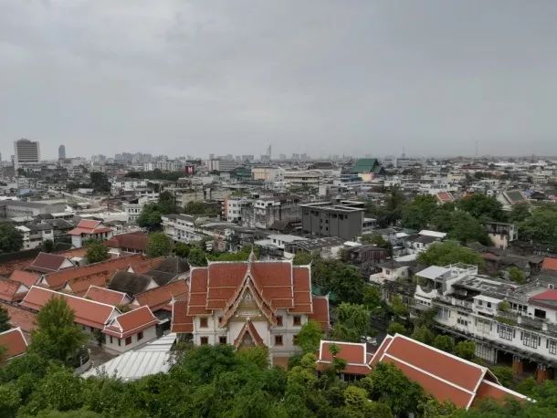 君行体验官专栏丨他在佛之国度，邂逅了一场浪漫