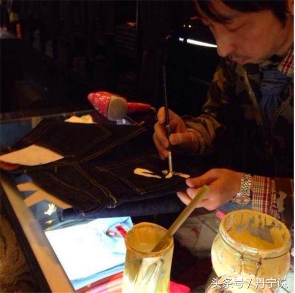 日本潮牌牛仔裤evisu价格,日本潮牌evisu牛仔服