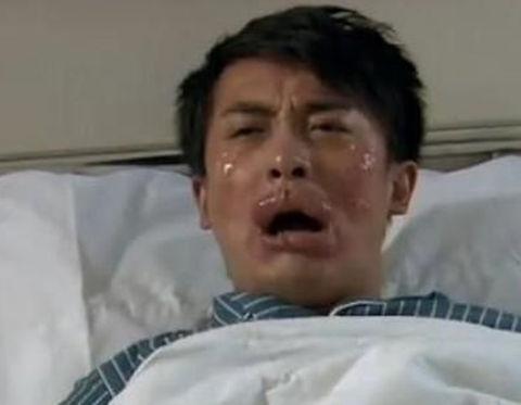 吃了一顿海鲜，腋下长了个大肿块