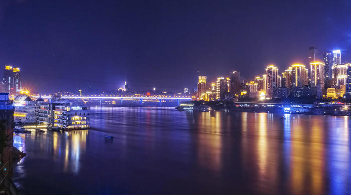 重庆去哪儿看夜景,重庆去哪里看夜景免费