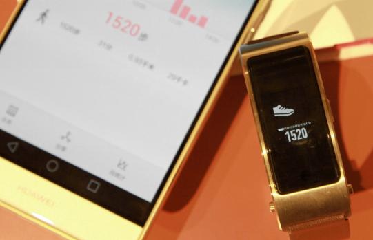 3d曲面屏好吗,华为手环b3详解