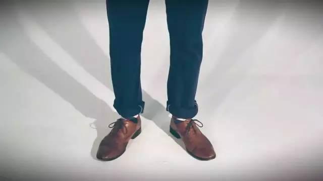 男人必须知道的几个穿衣小技巧,男人穿衣错误示范