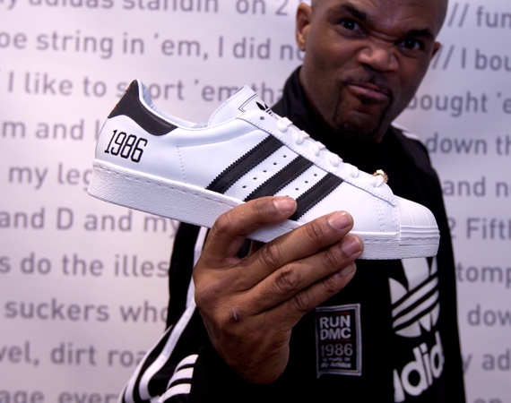 头号玩家侏罗纪公园彩蛋,头号玩家里的12个恐怖片彩蛋