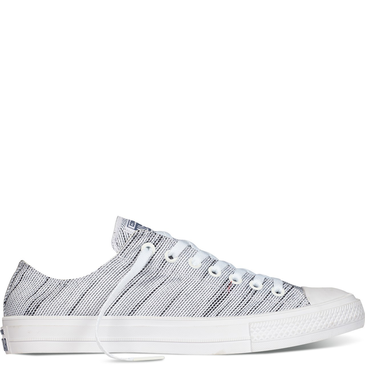 想买一个便宜又好看的鞋,想买一双好看的鞋子