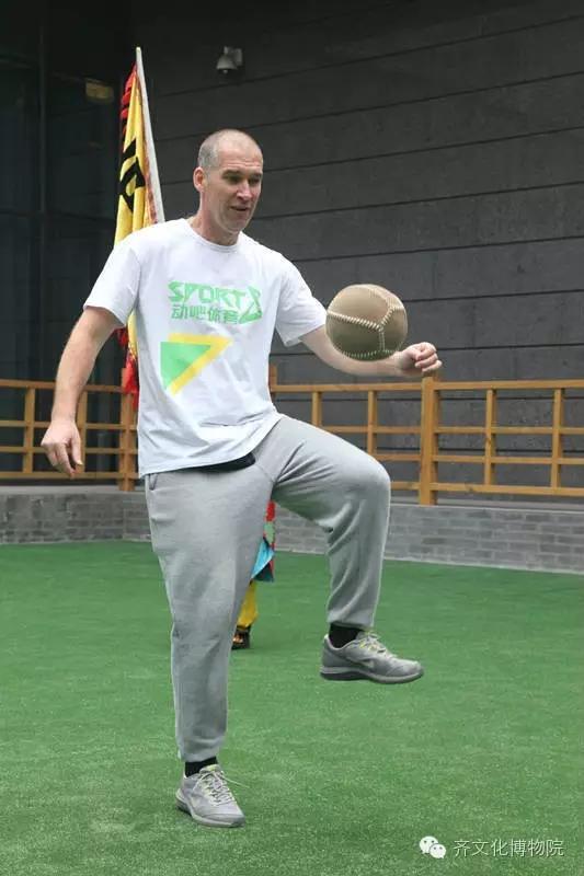 临淄足球文化,足球博物馆临淄ac米兰