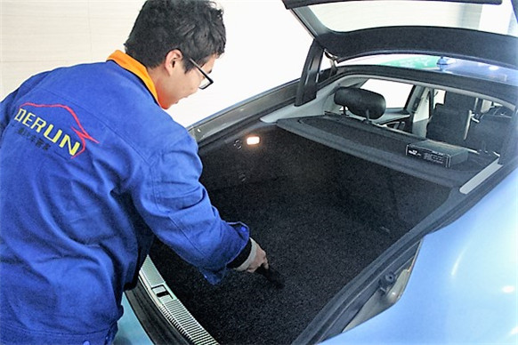 自己洗车怎么养护车漆,汽车正确的洗车方法和注意事项