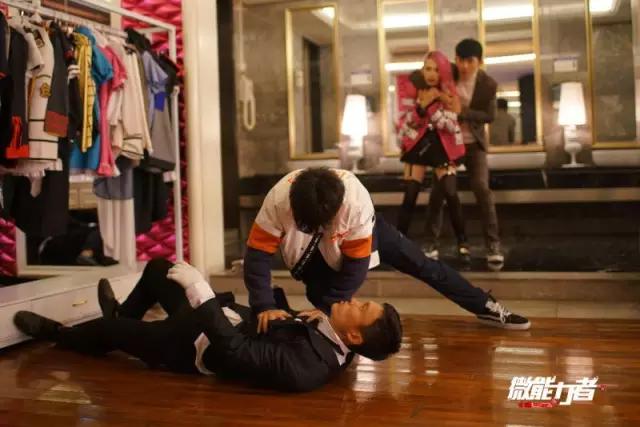 没想到你是这样使尽浑身解数的演员-丸子