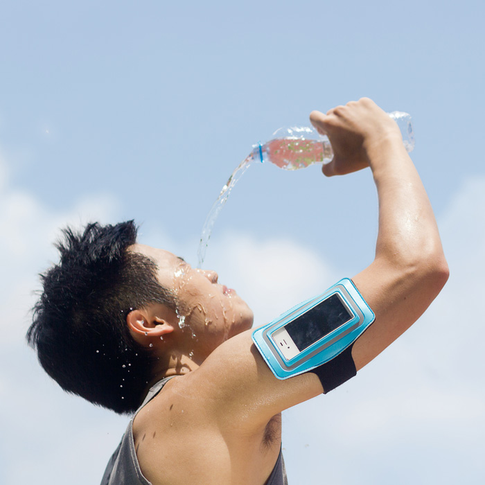 跑步不穿运动装备,跑步不穿气垫鞋