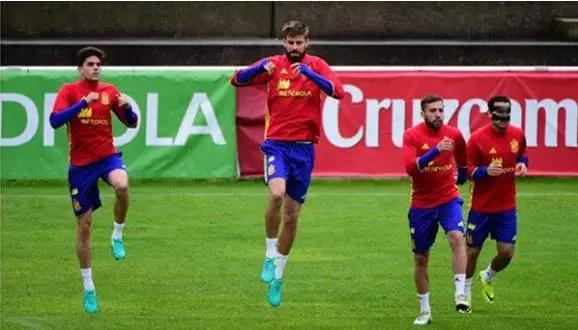 今天是全中国高考日英语,今天是高考日