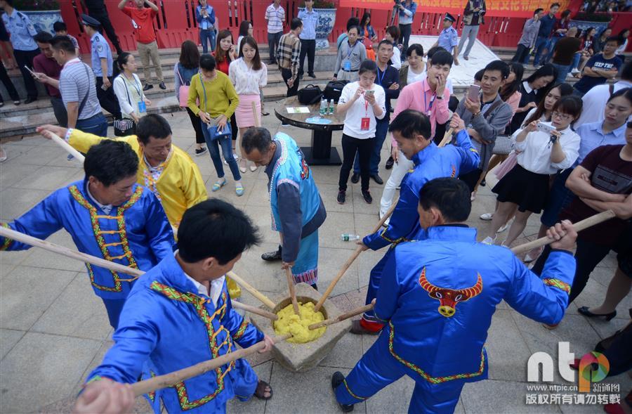 湖南湘菜厨王争霸赛视频,湘菜厨王争霸赛2017视频
