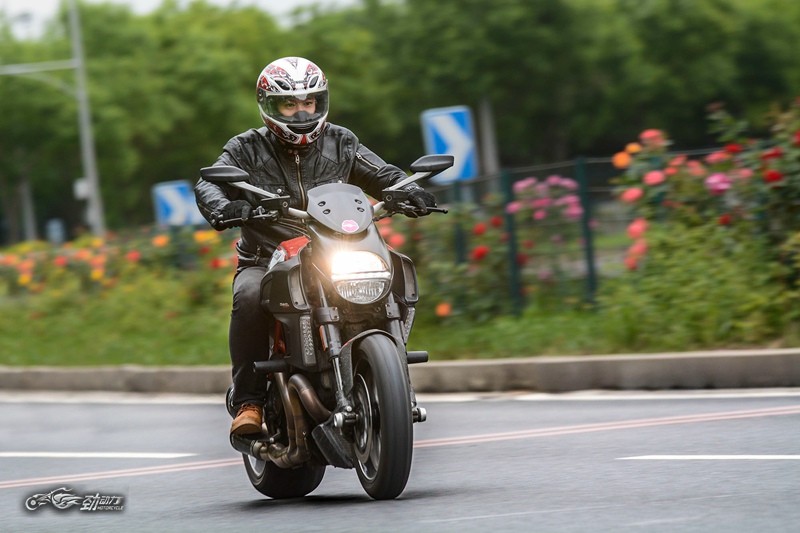 2019款杜卡迪大魔鬼diavel,2021款杜卡迪diavel评测