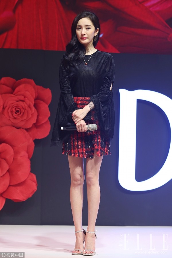 确认过眼神，春天和短裙最配！