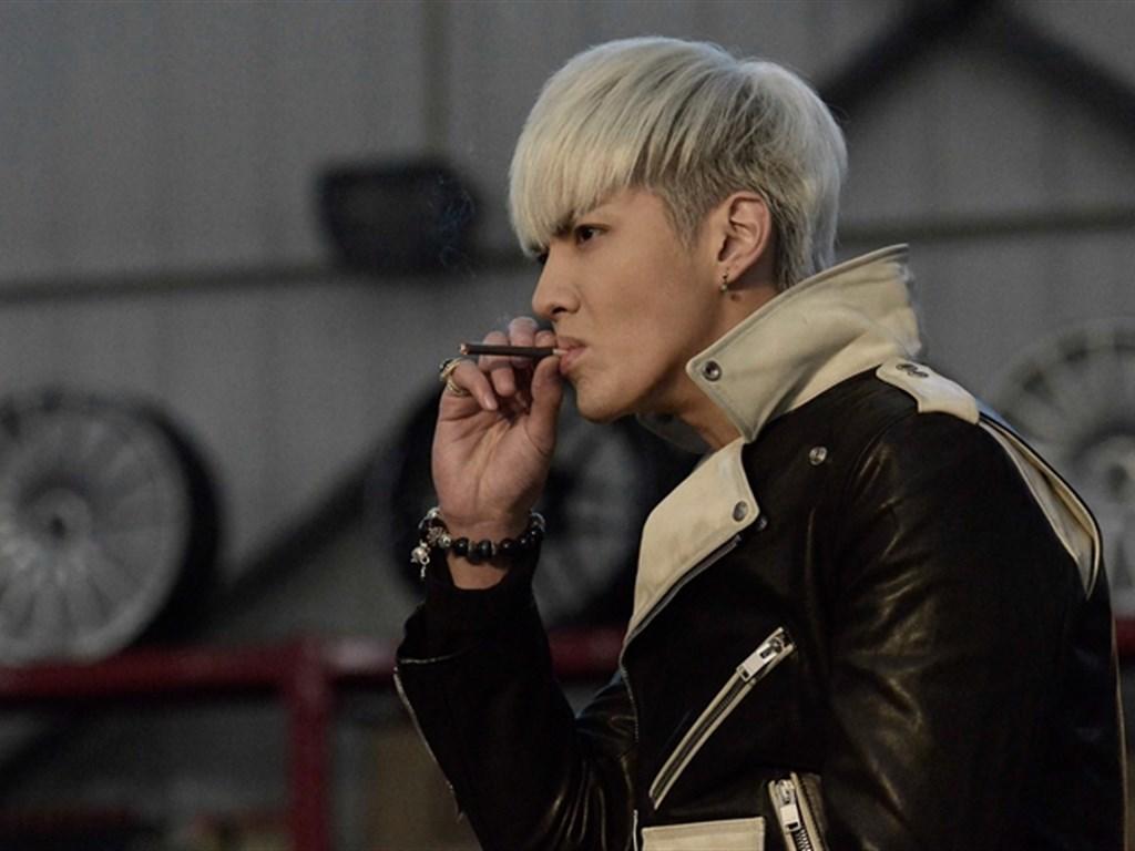 男人要穿衣有型,男人就应该打扮得越帅越好