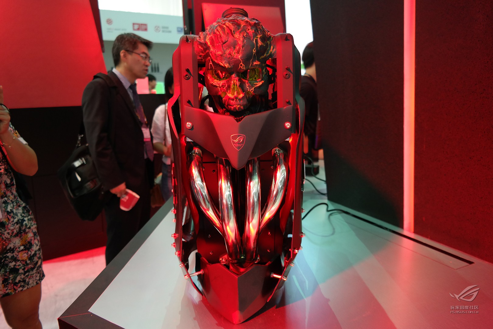 rog败家国度外设,rog败家之眼华硕主机