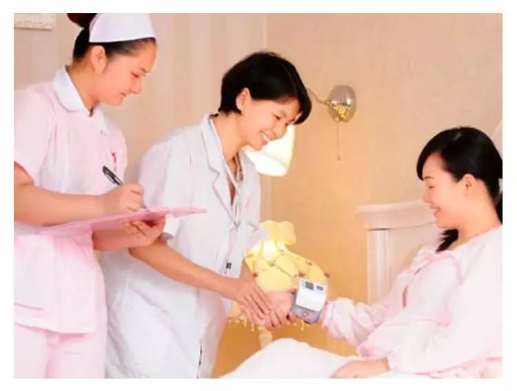 产后会阴擦洗的步骤,会阴护理内容及注意事项