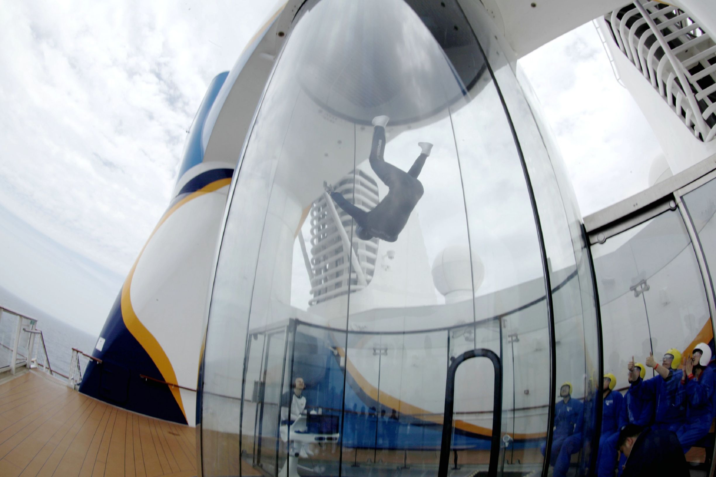 海洋量子号游记,如何乘坐海洋量子号