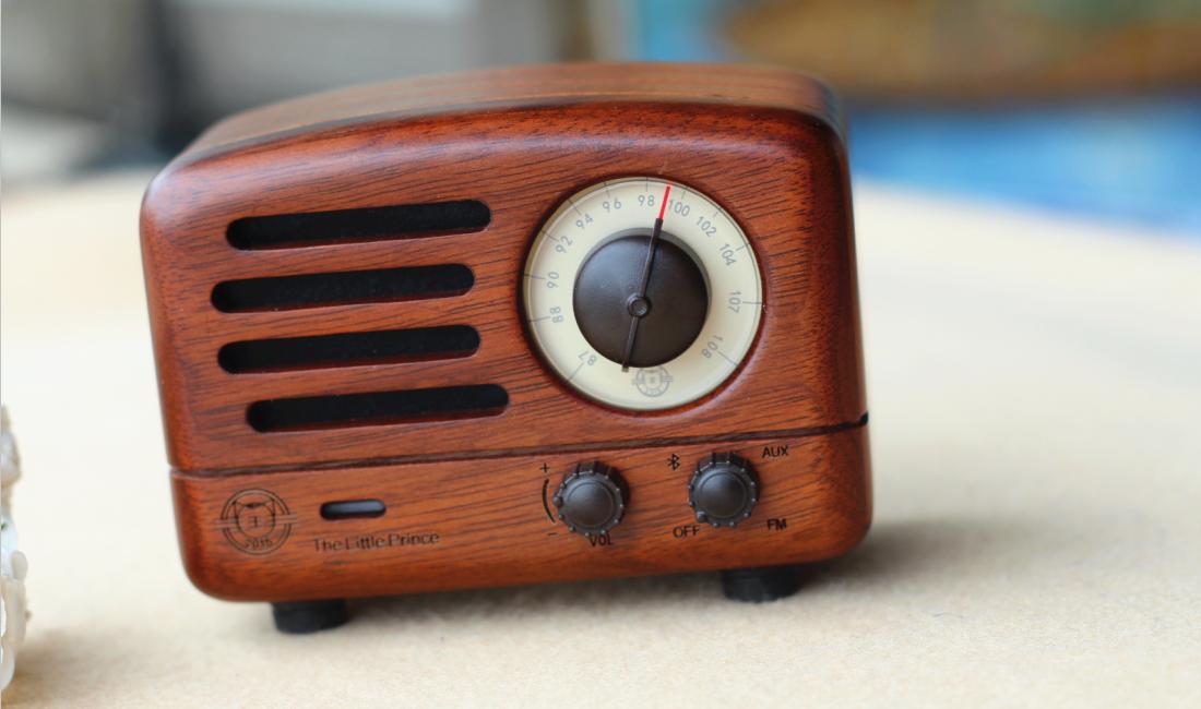 纯木品质古典韵味，聊一聊猫王小王子Radio蓝牙音箱