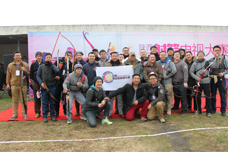 穿汉服弯弓引箭,穿汉服射箭视频