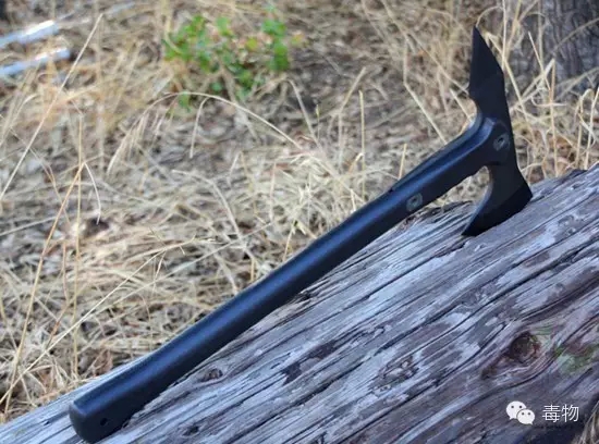 披荆斩棘的战斧用什么钢材,拿好你的战斧为自己披荆斩棘