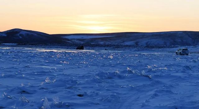 额尔古纳湿地界河穿越 (额尔古纳河穿越)