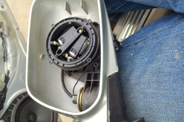 比亚迪f3怎么换后摄像头,比亚迪f3装前置摄像头